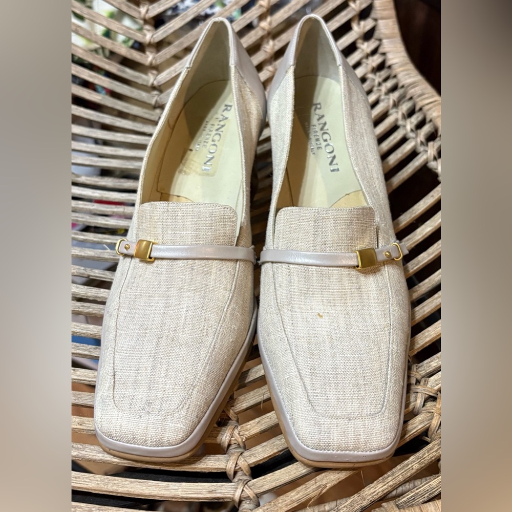 Rangoni Vintage Women's Beige Flats with Gold Buckle